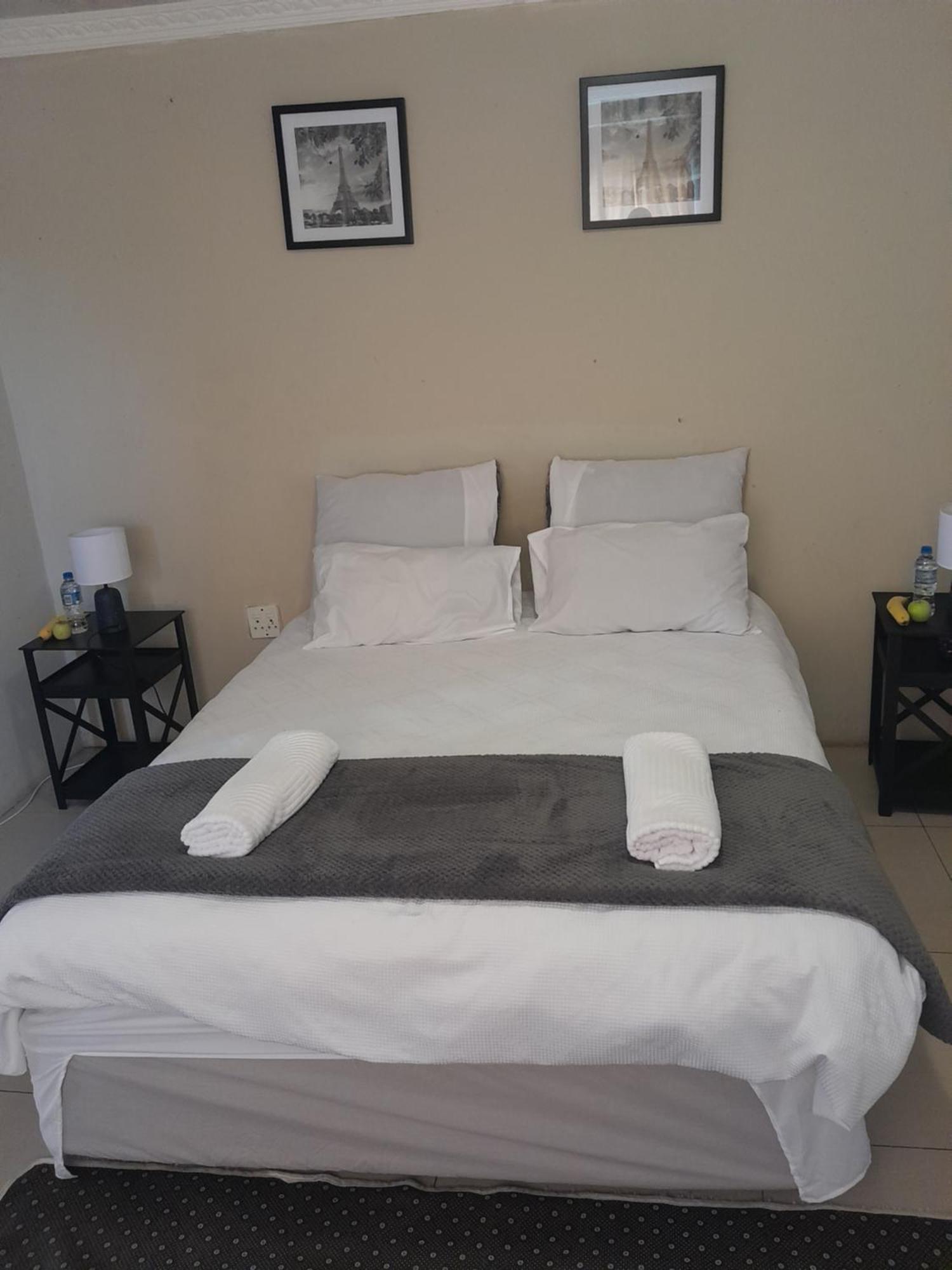 Softlife Guest House Ulundi Екстер'єр фото